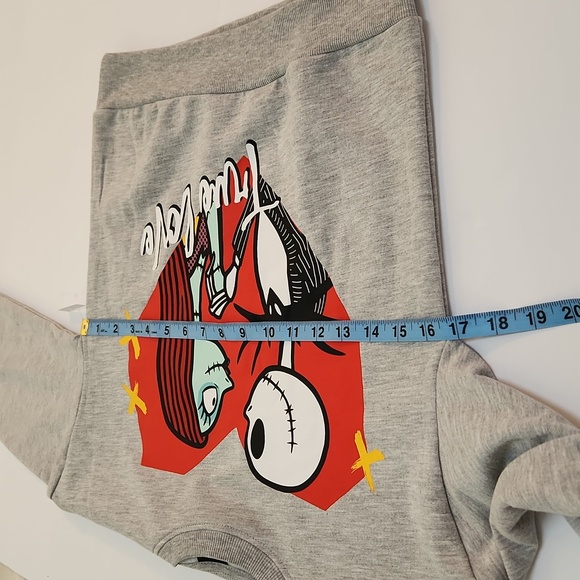 Nightmare Before Christmas Disney Jack & Sally Graphic Sweatshirt Girl's M 7-8 - Picture 4 of 6